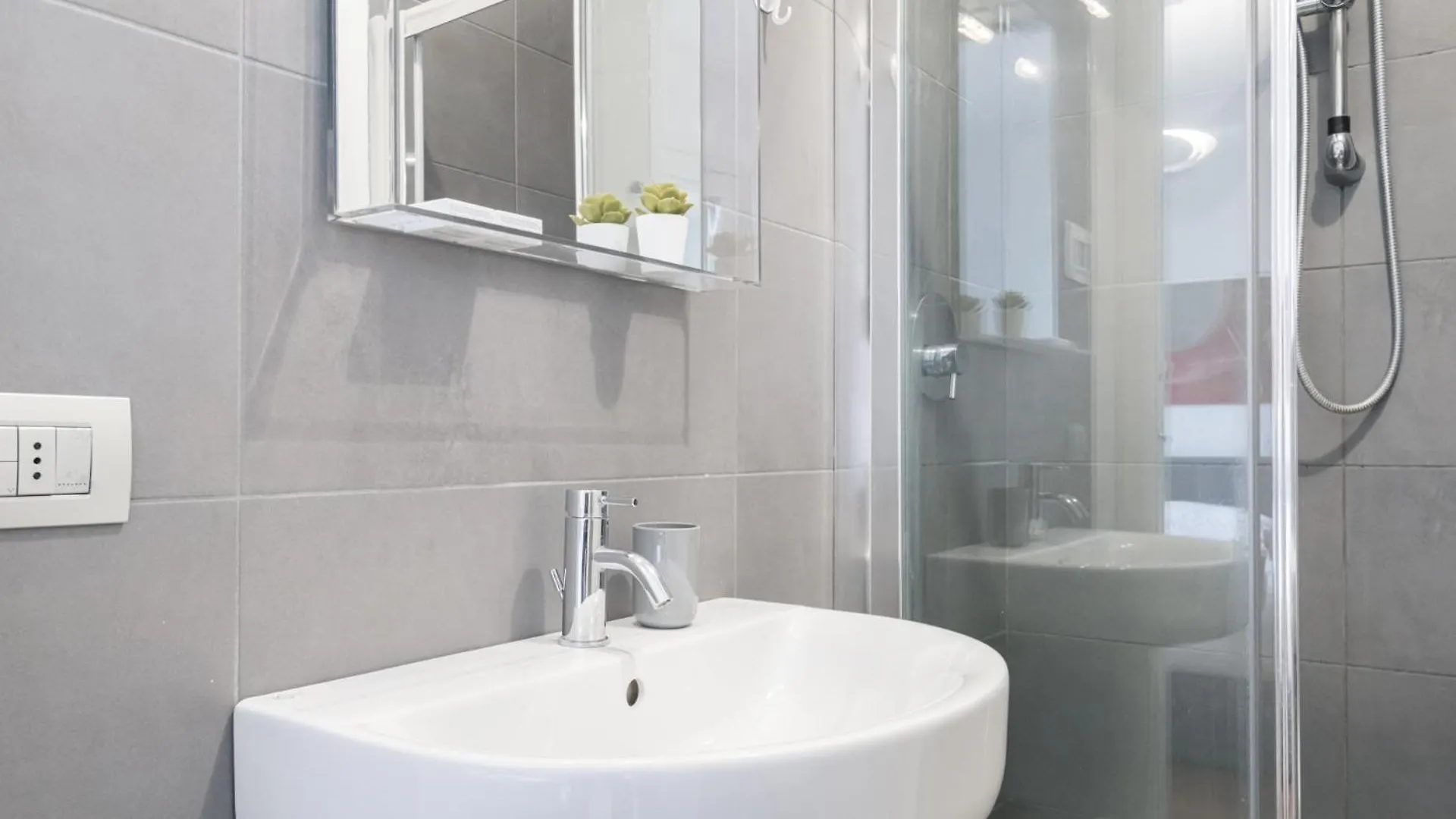 Easylife-Appartamento Con Terrazzo In Porta Romana Milan Apartment