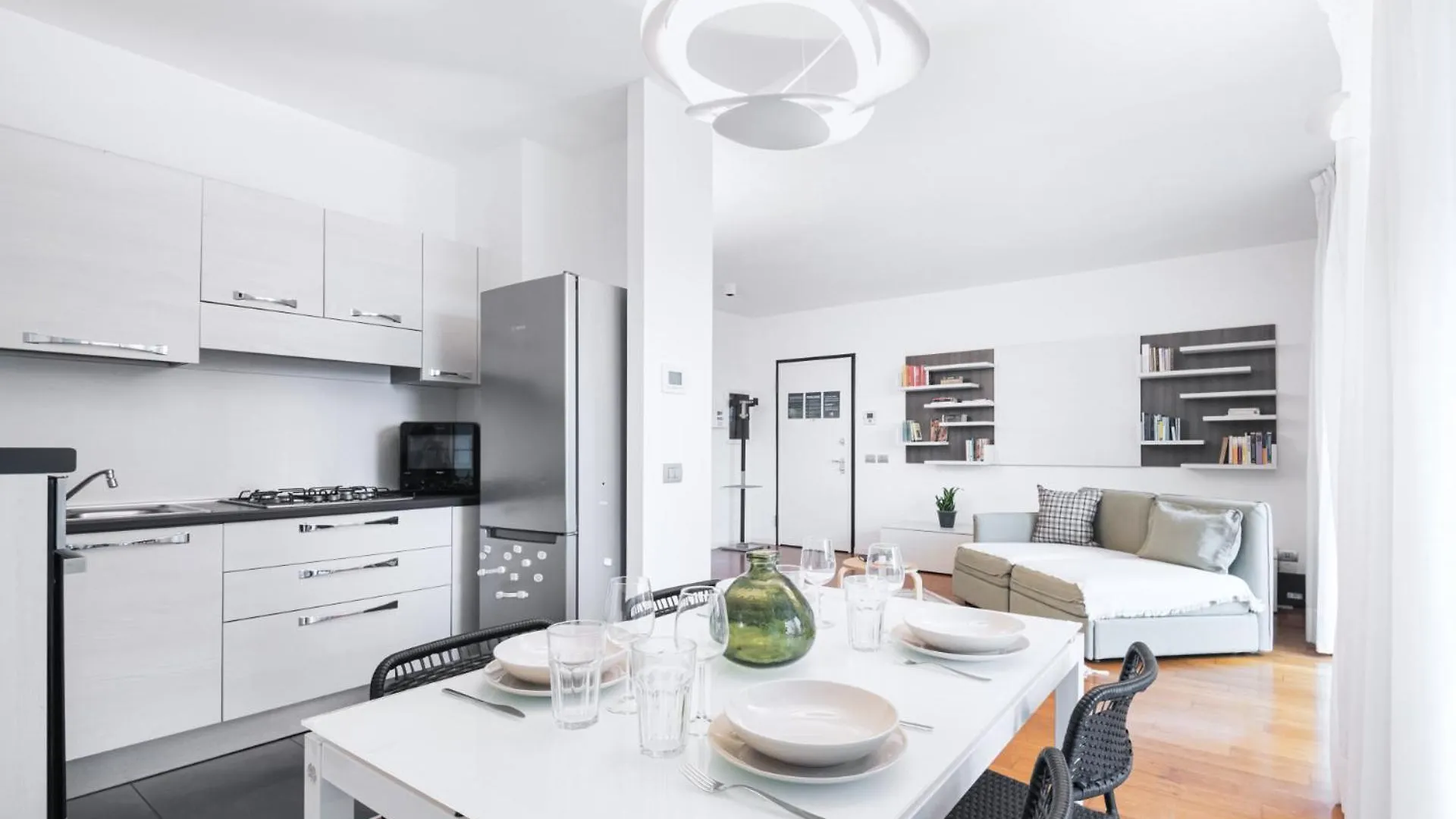 Apartment Easylife-Appartamento Con Terrazzo In Porta Romana Milan Italy