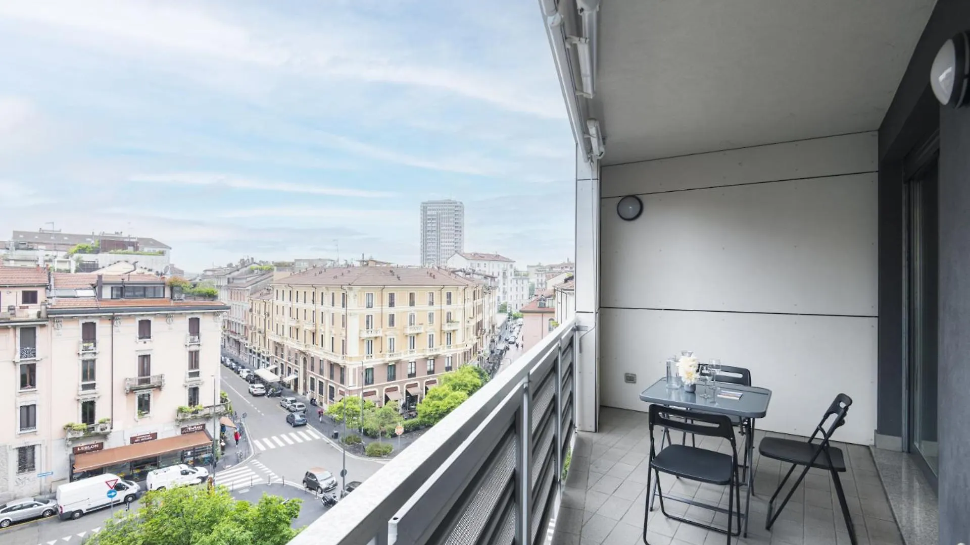 Easylife-Appartamento Con Terrazzo In Porta Romana Milan Apartment